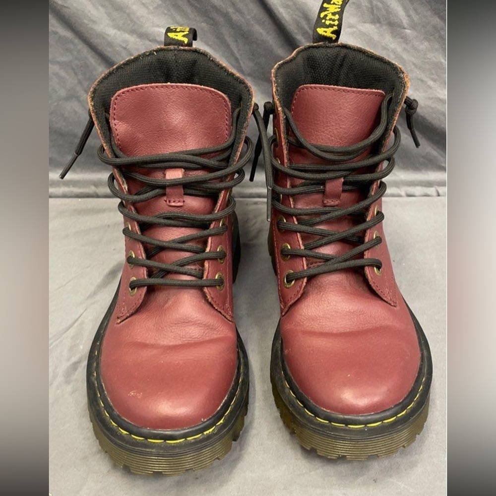 Dr Martens reddish brown ladies size 5